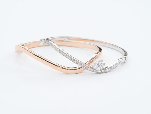Wholesale Pear Diamond Bracelet - Customizable Stones & Metal