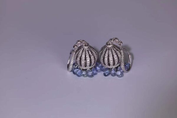 Luxury Customizable Earrings for Wholesale - OEM/ODM Gemstone & Metal Selection